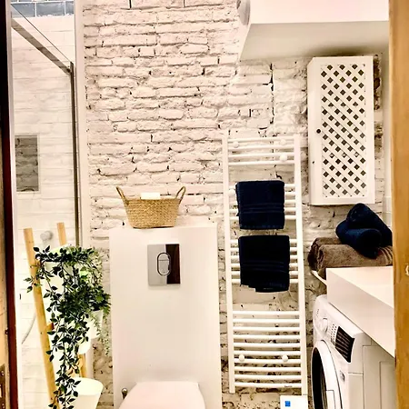 Apartmán T3 Au Coeur De La Terrasse Metro *