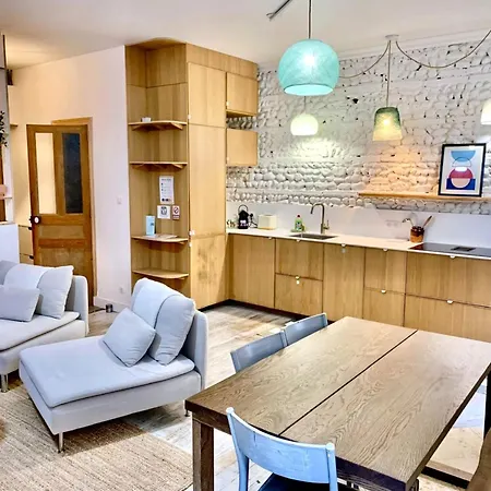 Confort T3 Hyper Centre Terrasse Metro