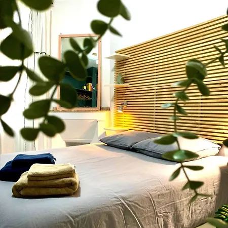 Confort T3 Hyper Centre Terrasse Metro Apartment *