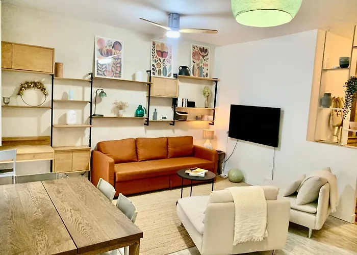 Charmant T3 Au Coeur De La Ville Terrasse Metro Apartament