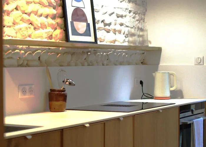 Apartament Charmant T3 Au Coeur De La Ville Terrasse Metro *